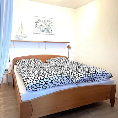 Senftleben, Steinwarder 35, 1 - 14 * Heiligenhafen